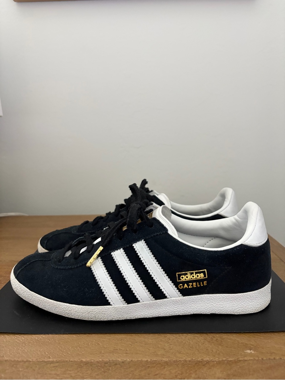 adidas woman Black & White Suede Sneakers with Gold Tongue Badge - Picture 7 of 9